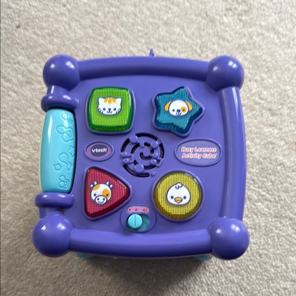 VTech Busy Learners Activity Cube, Purple - Picture 2 of 7